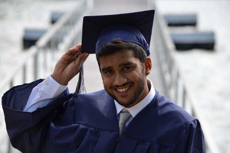 A student graduating with IT Degree and transferring credits.